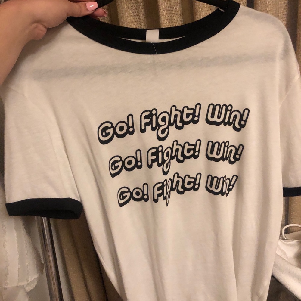 Charlie southern graphic tee never worn